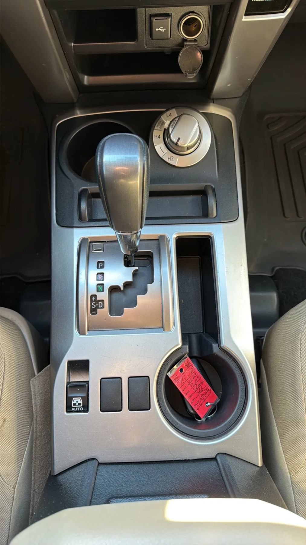Used 2022 Toyota 4Runner SR5 AWD/4WD image 20