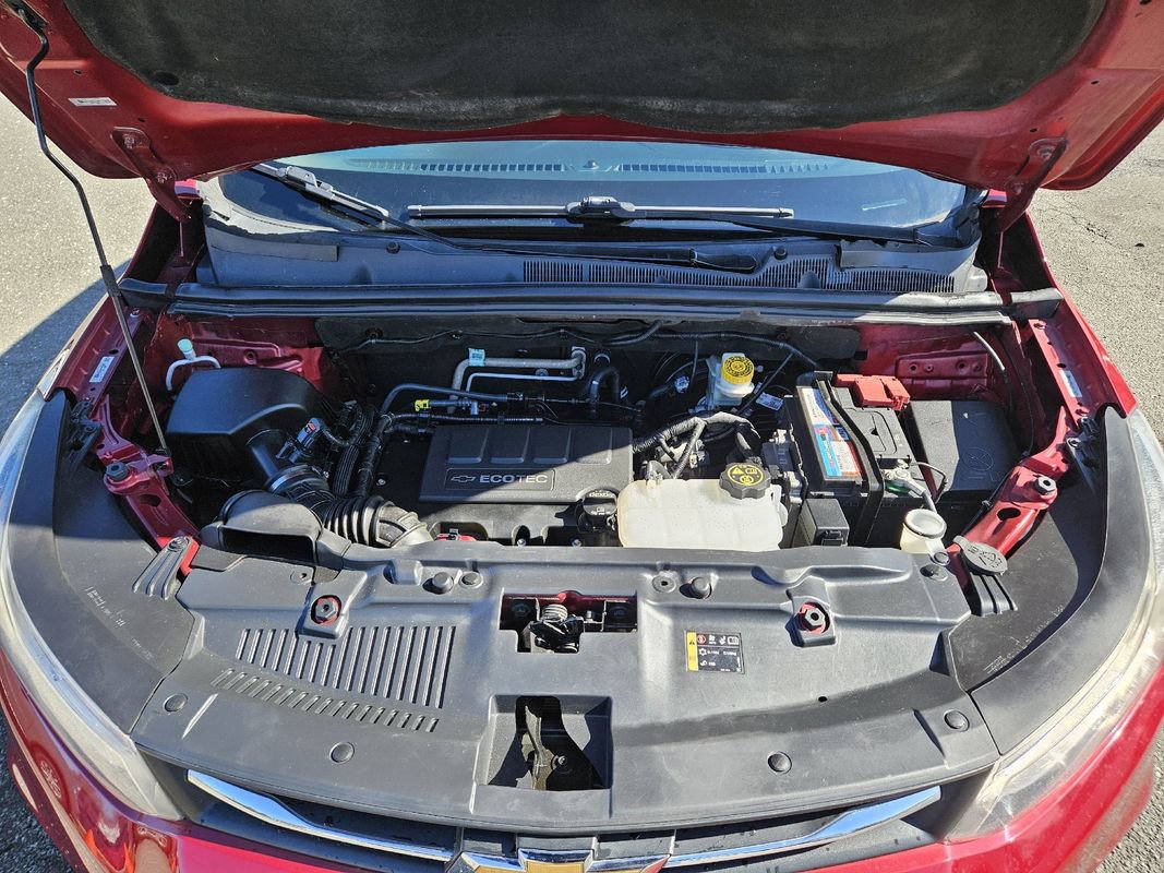 Used 2018 Chevrolet Trax LT w/ Sun & Sound Package image 27