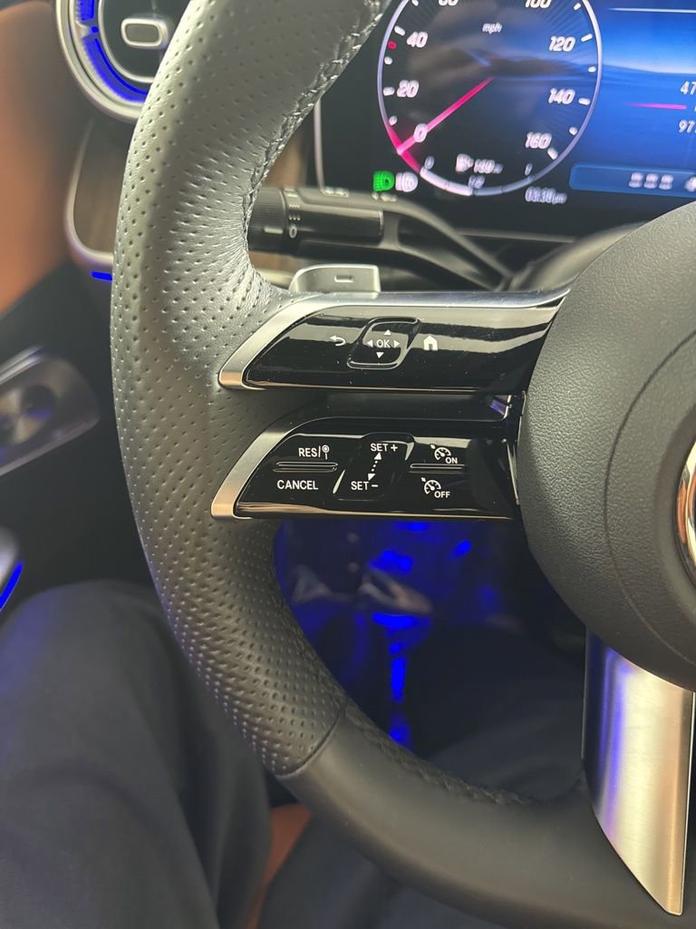 Certified 2025 Mercedes-Benz GLC 300 4MATIC image 31