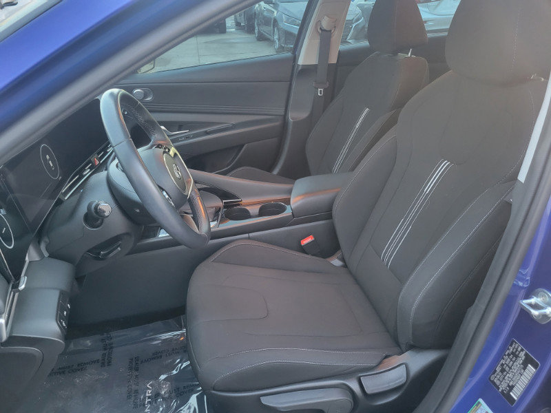 Used 2023 Hyundai Elantra SEL w/ Convenience Package image 23