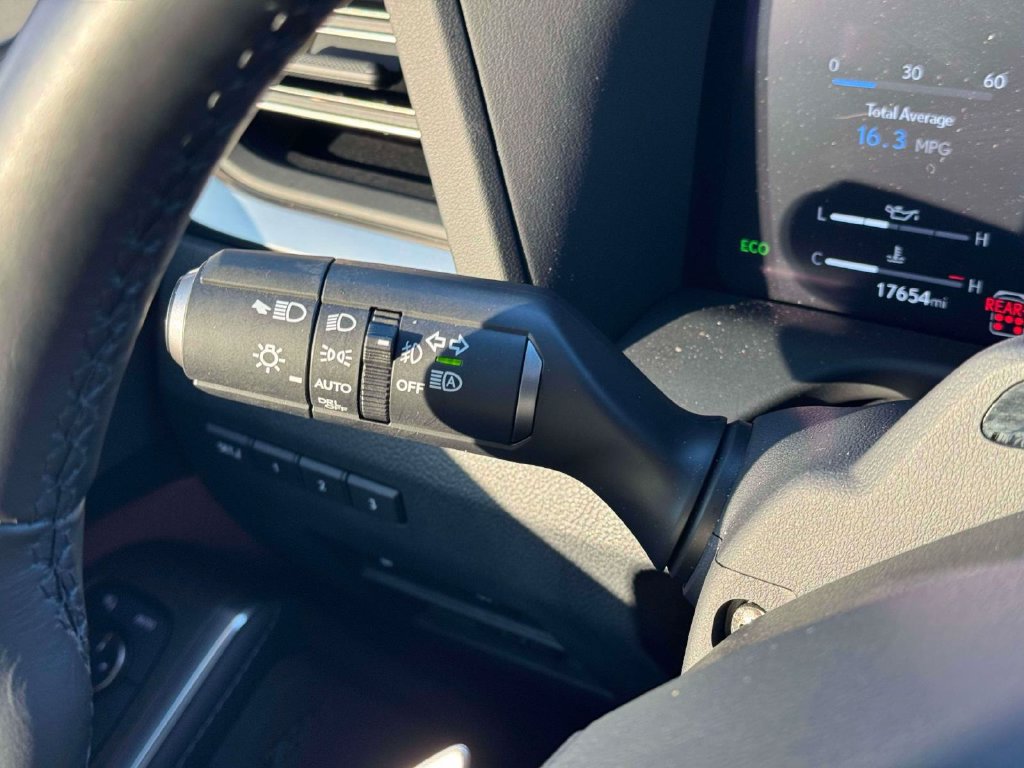 Used 2024 Lexus GX 550 AWD/4WD image 23