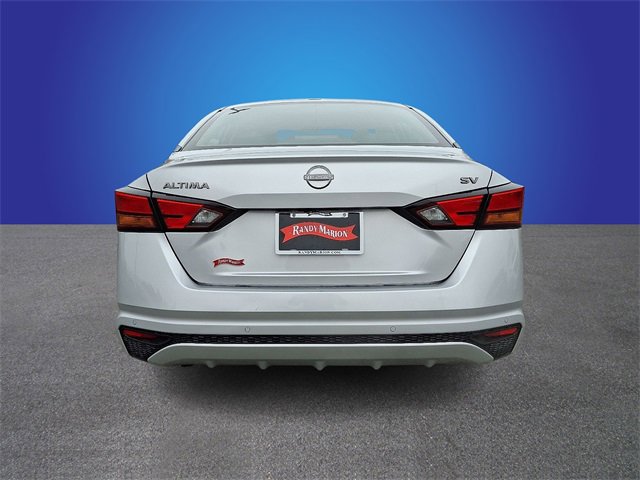 Used 2024 Nissan Altima 2.5 SV image 6
