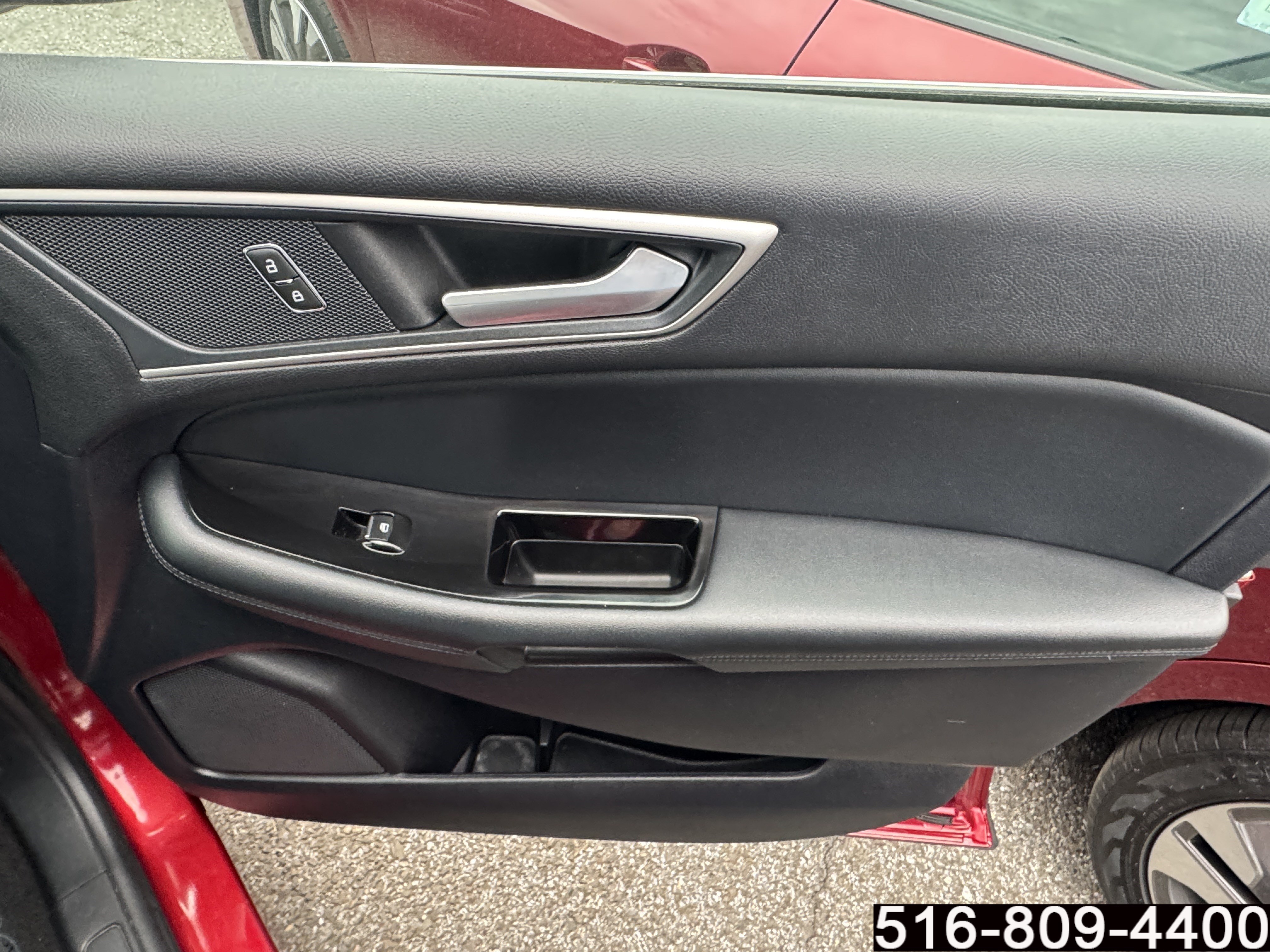 Used 2019 Ford Edge SEL w/ Equipment Group 201A AWD/4WD image 29