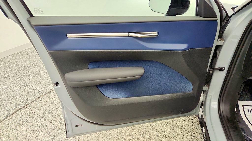 Used 2025 Volvo EX30 Ultra image 11