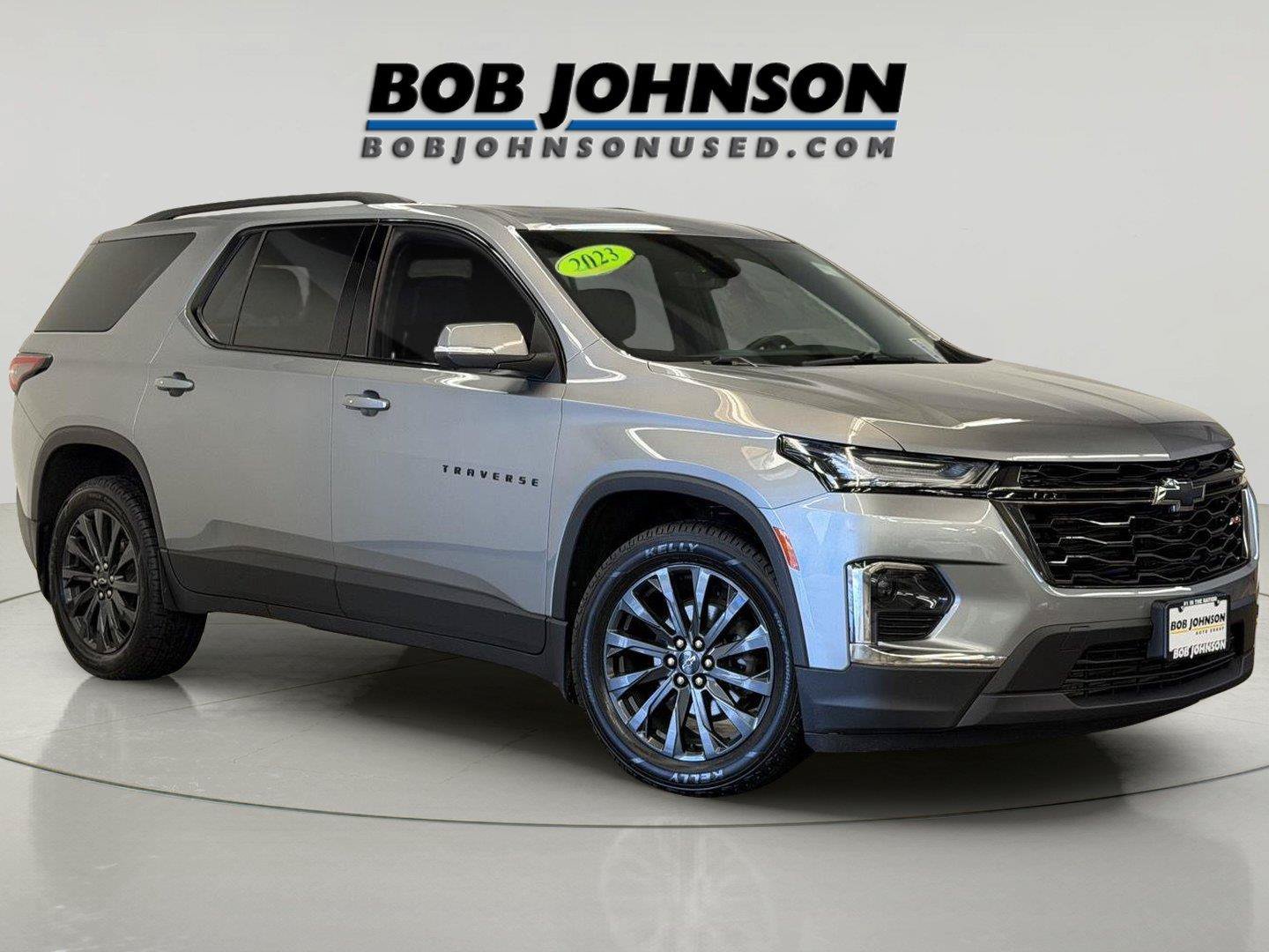 Used 2023 Chevrolet Traverse RS w/ LPO, Floor Liner Package AWD/4WD image 1