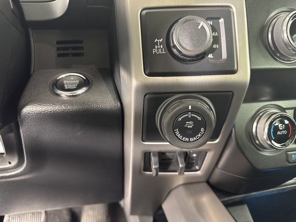 Used 2020 Ford F150 Platinum w/ Equipment Group 701A Luxury image 31