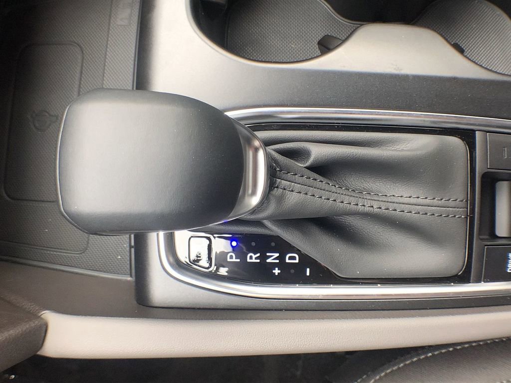 Used 2020 Hyundai Santa Fe SEL w/ Convenience Package image 41