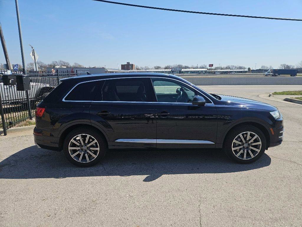 Used 2017 Audi Q7 3.0T Prestige w/ Prestige Package AWD/4WD image 6