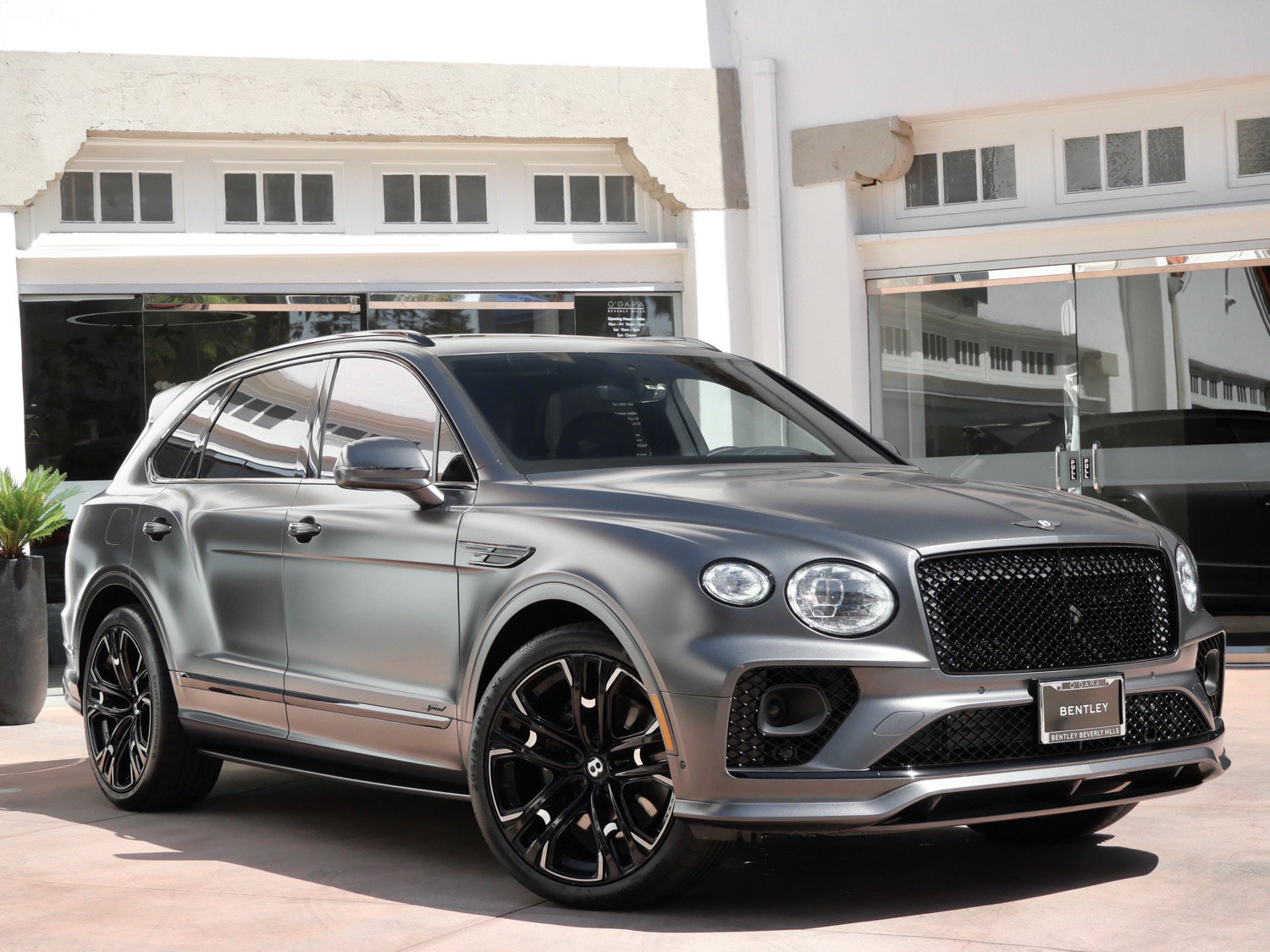 Used 2022 Bentley Bentayga Speed AWD/4WD image 1