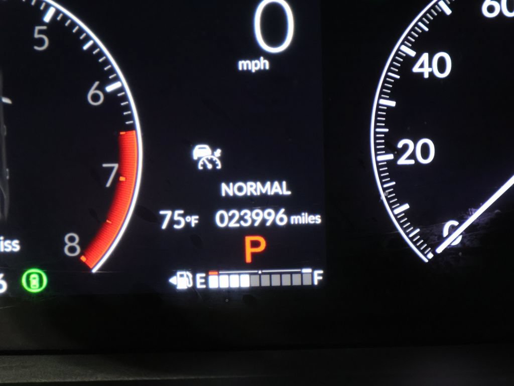 Used 2025 Honda Pilot Touring image 42