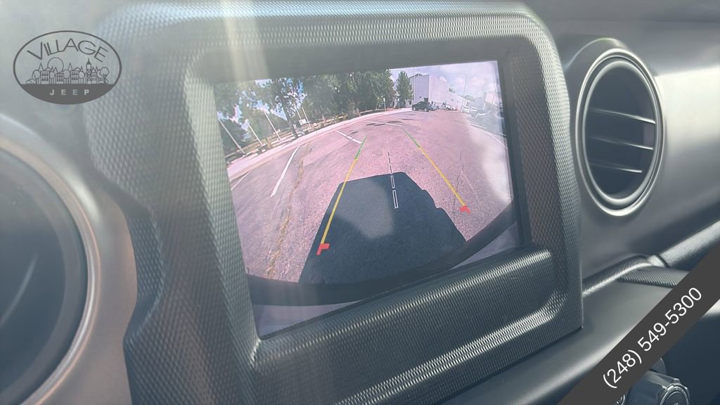 Used 2022 Jeep Wrangler Unlimited Sport image 17