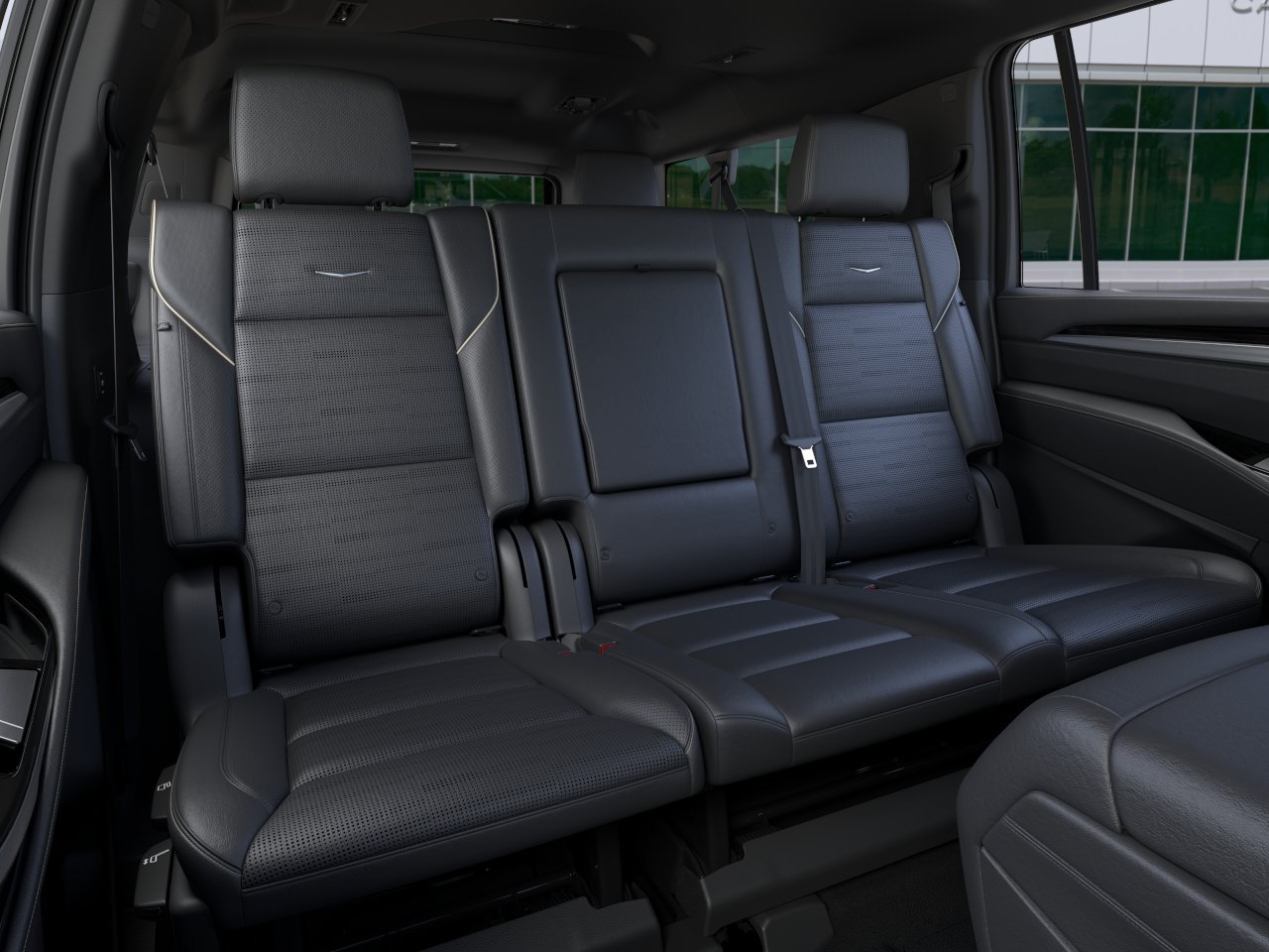 New 2026 Cadillac Escalade ESV Luxury AWD/4WD image 17