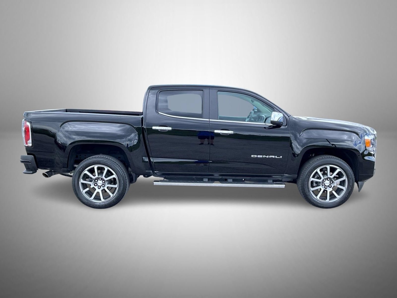 Certified 2022 GMC Canyon Denali AWD/4WD image 4