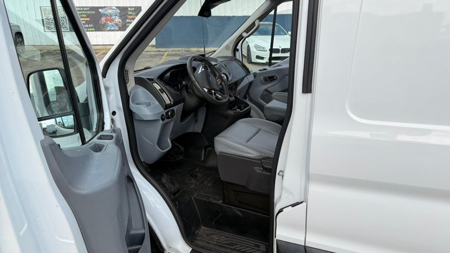 Used 2019 Ford Transit 150 130 Medium Roof RWD image 15