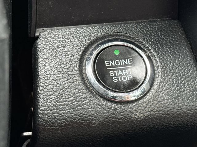 Used 2017 Ford F150 Lariat w/ Equipment Group 502A Luxury AWD/4WD image 17