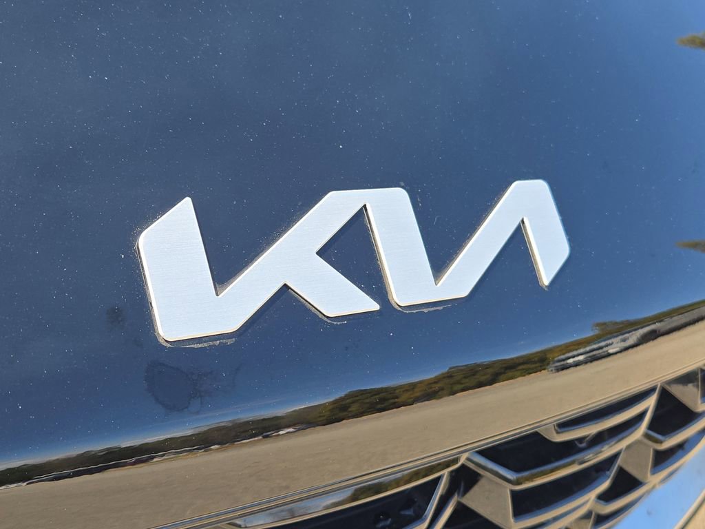 Certified 2024 Kia Sorento EX w/ Panoramic Sunroof Package image 4