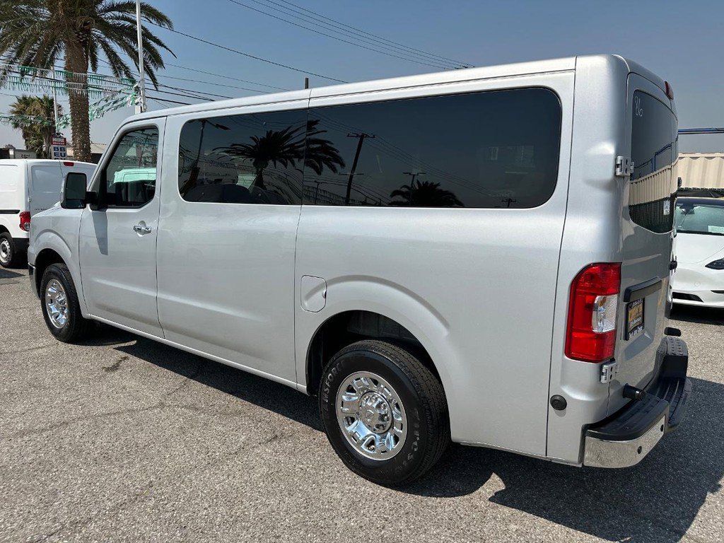 Used 2020 Nissan NV 3500 SV image 9