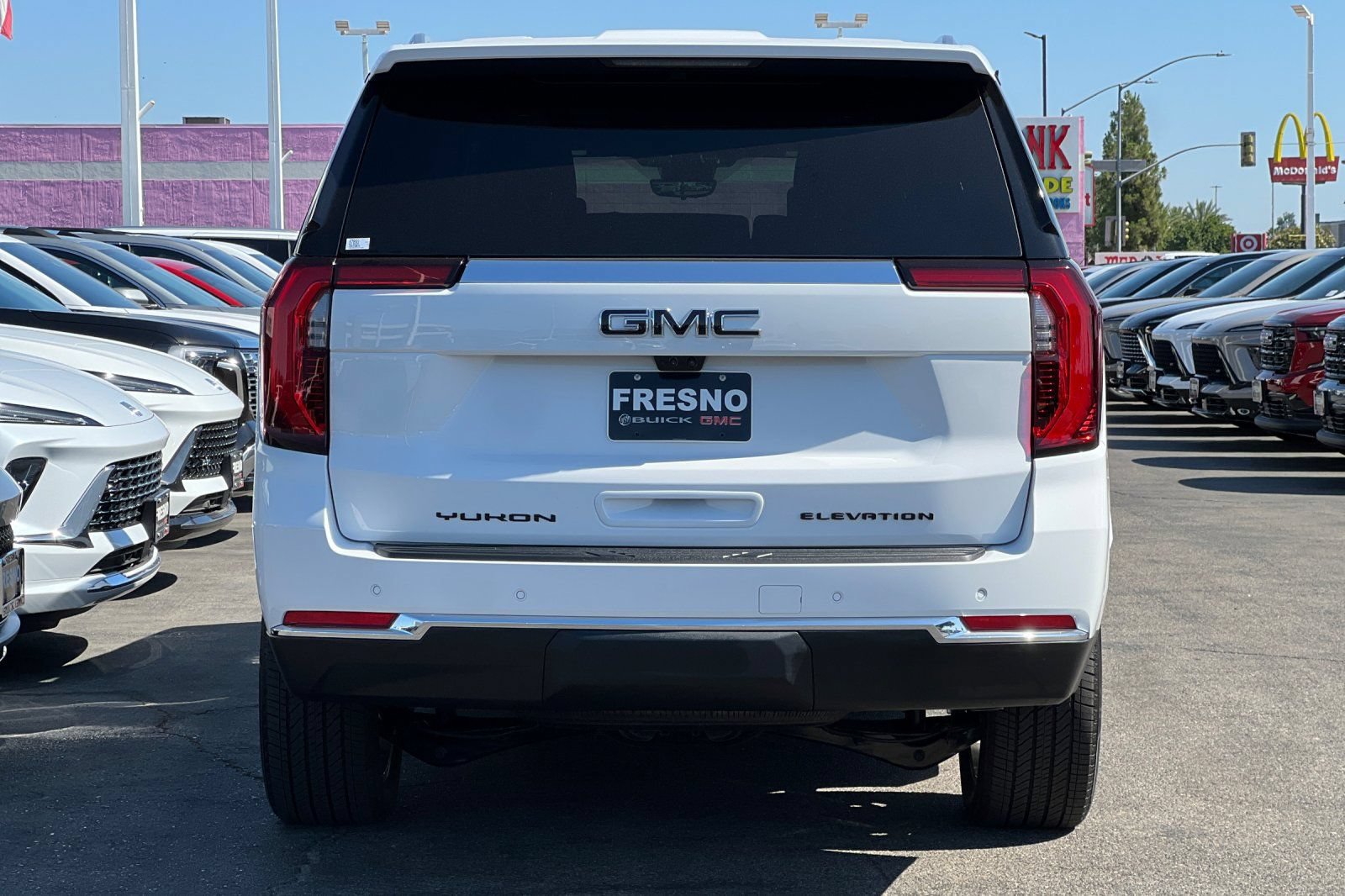 New 2026 GMC Yukon XL Elevation w/ Elevation Premium Package AWD/4WD image 6