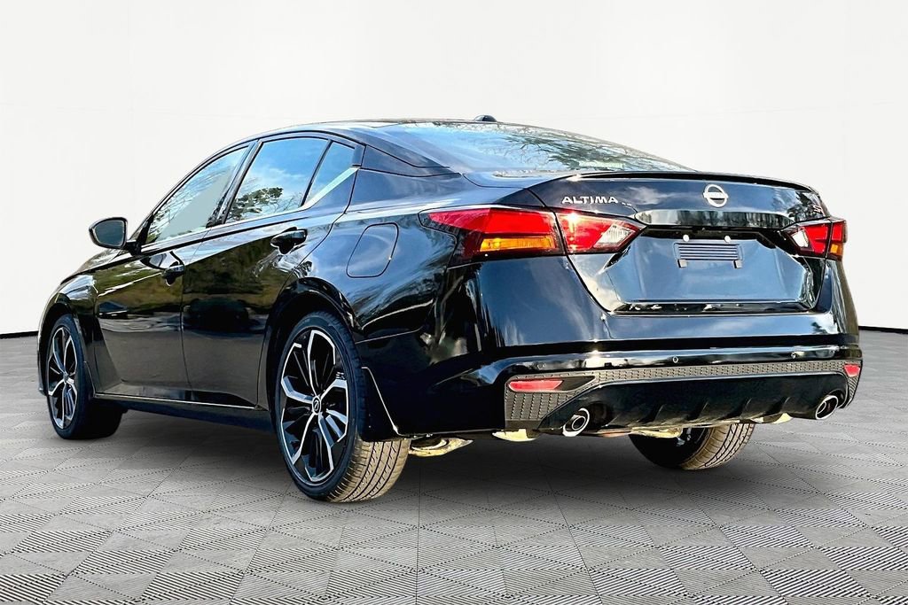 Used 2024 Nissan Altima 2.5 SR image 5
