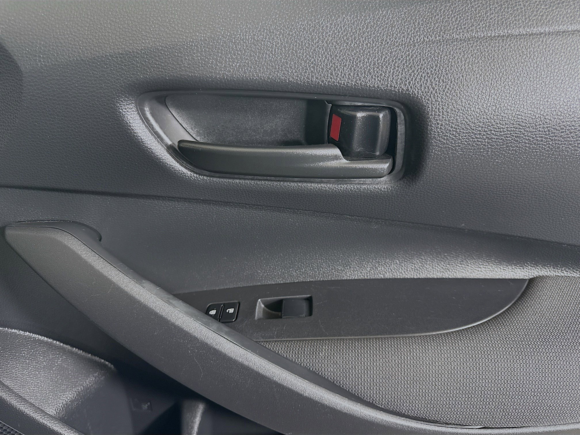 Used 2024 Toyota Corolla LE image 30