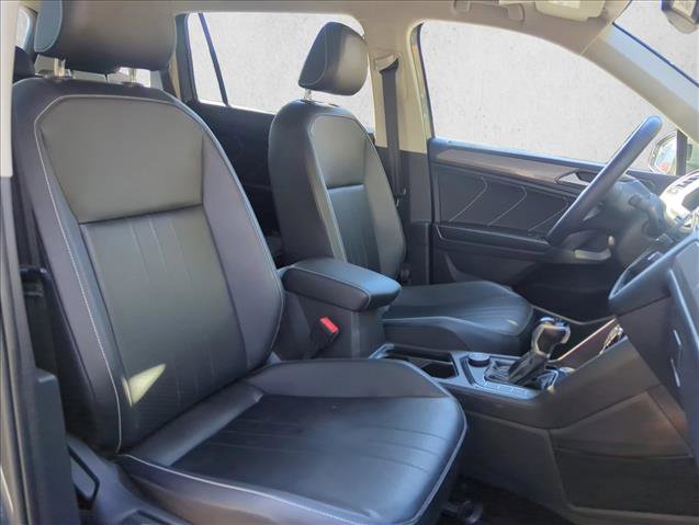 Used 2022 Volkswagen Tiguan SE image 24