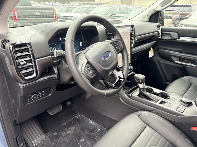 New 2025 Ford Ranger Lariat w/ Black Appearance Package image 22