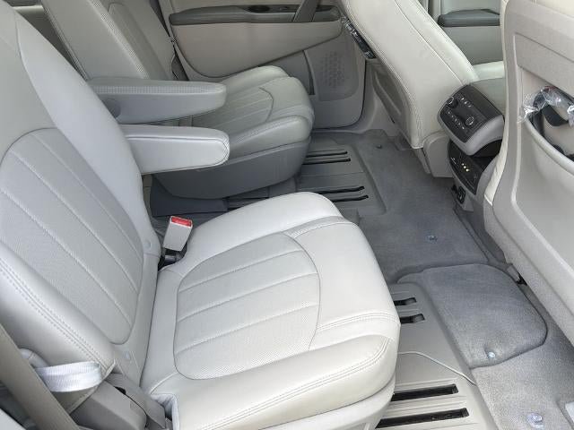 Used 2017 Buick Enclave Premium w/ Experience Buick Package FWD image 14
