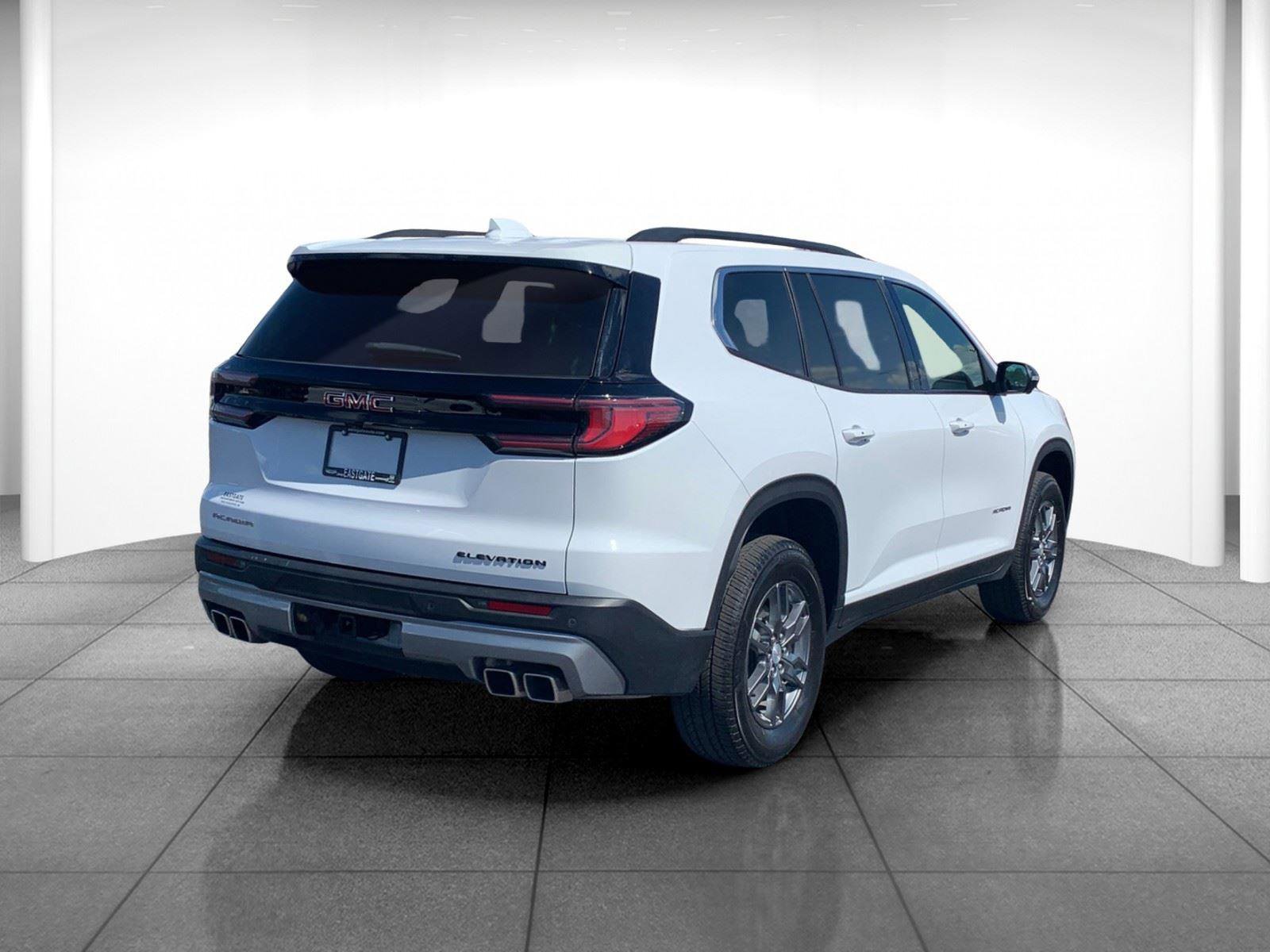 Used 2025 GMC Acadia Elevation image 7