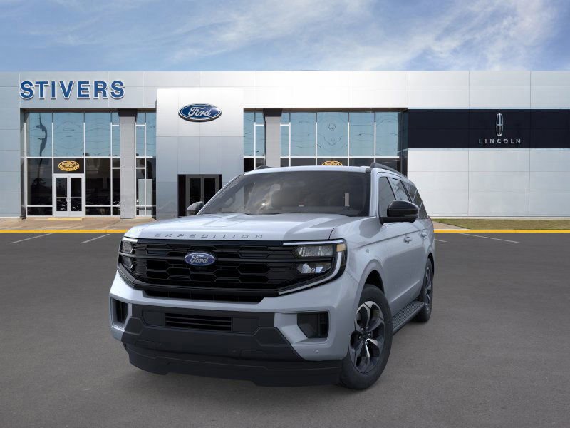 New 2026 Ford Expedition Active image 3