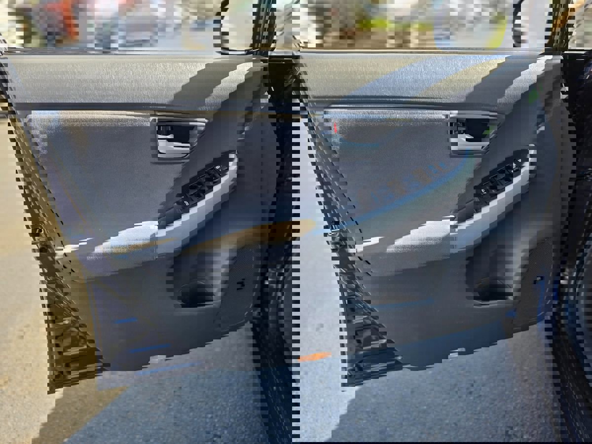 Used 2011 Toyota Prius Three image 20