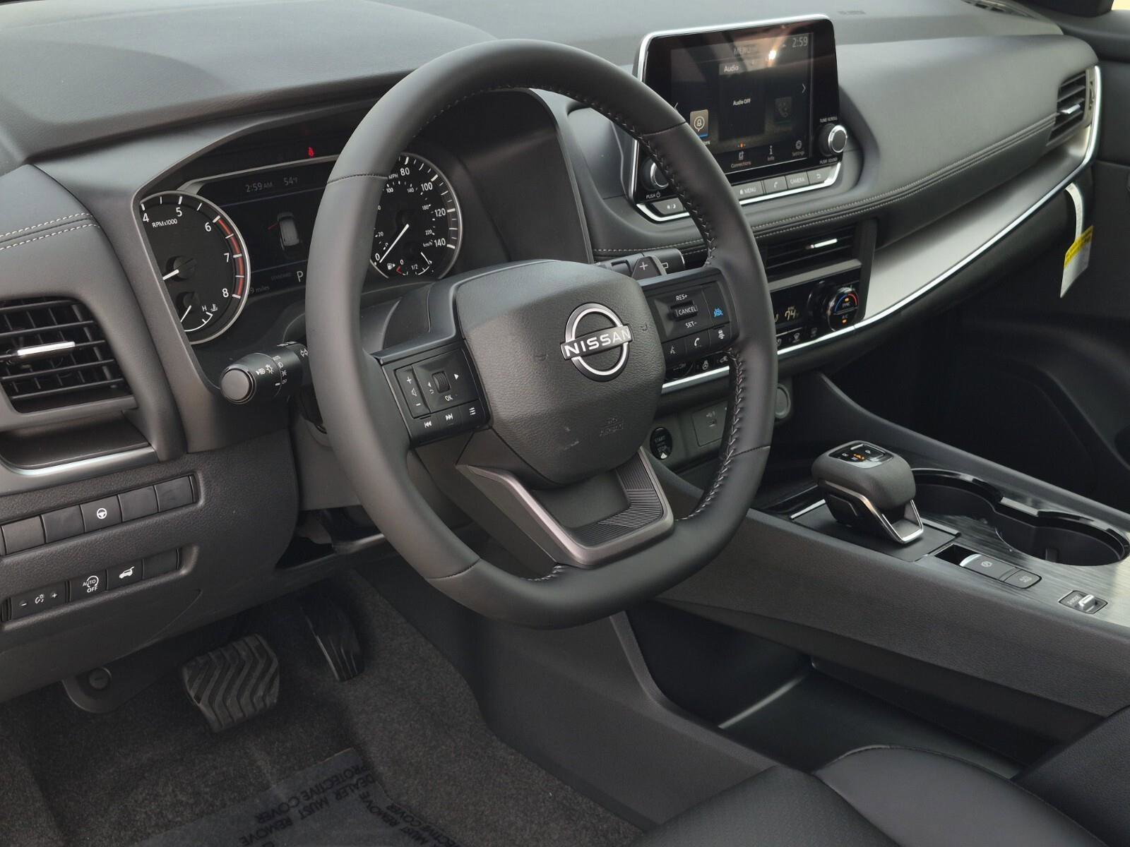 Used 2026 Nissan Rogue SV w/ SV Premium Package image 23