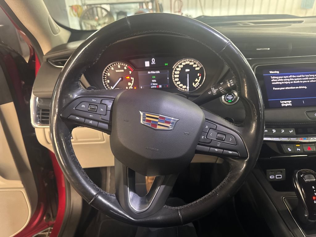 Used 2019 Cadillac XT4 Premium Luxury AWD/4WD image 20