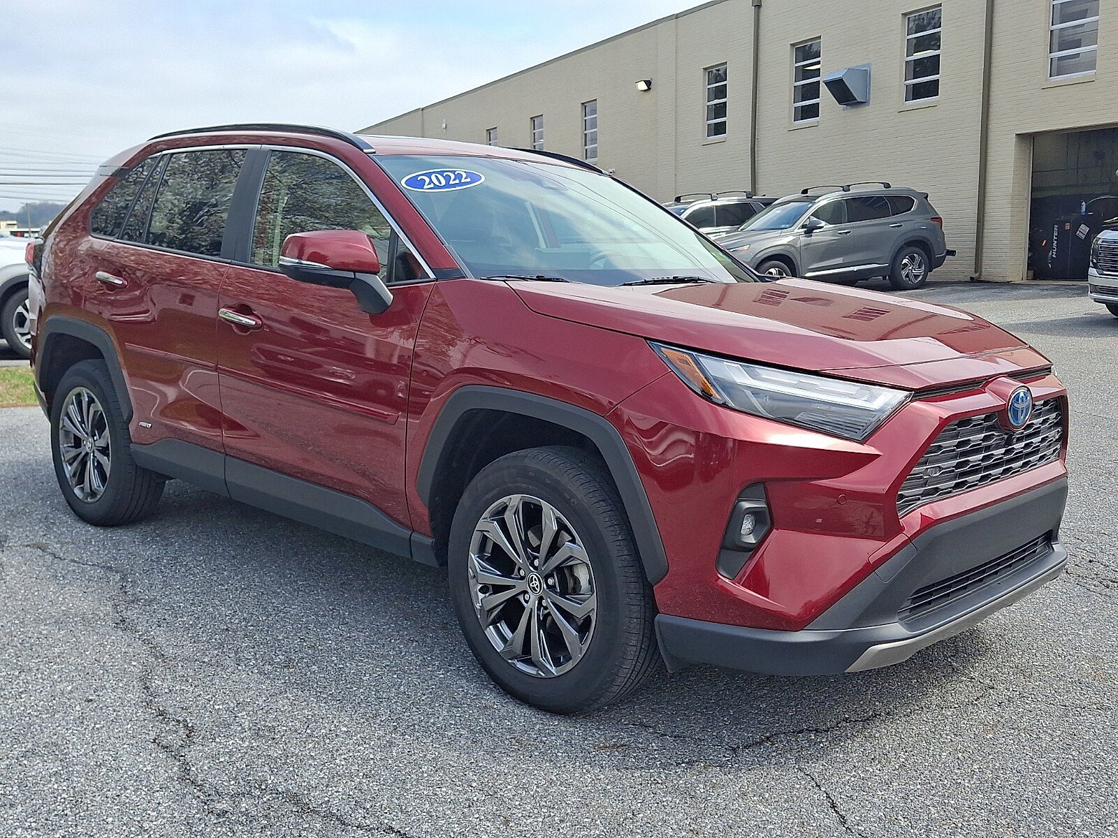 Used 2022 Toyota RAV4 Limited video 2