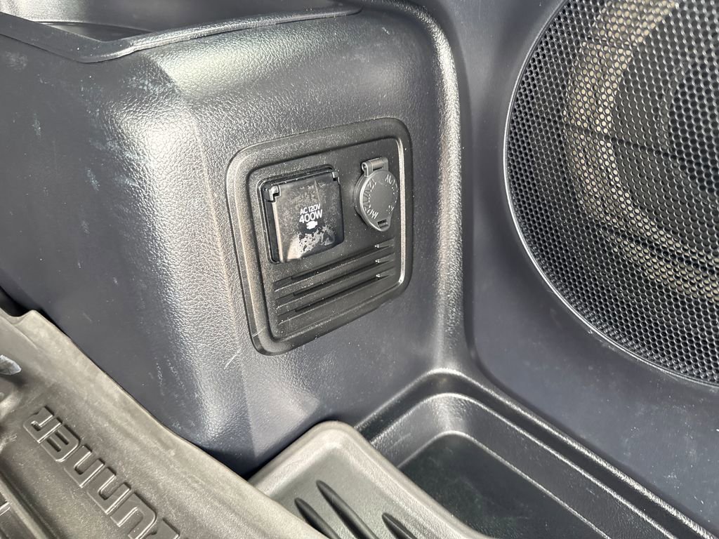 Used 2024 Toyota 4Runner Limited AWD/4WD image 8