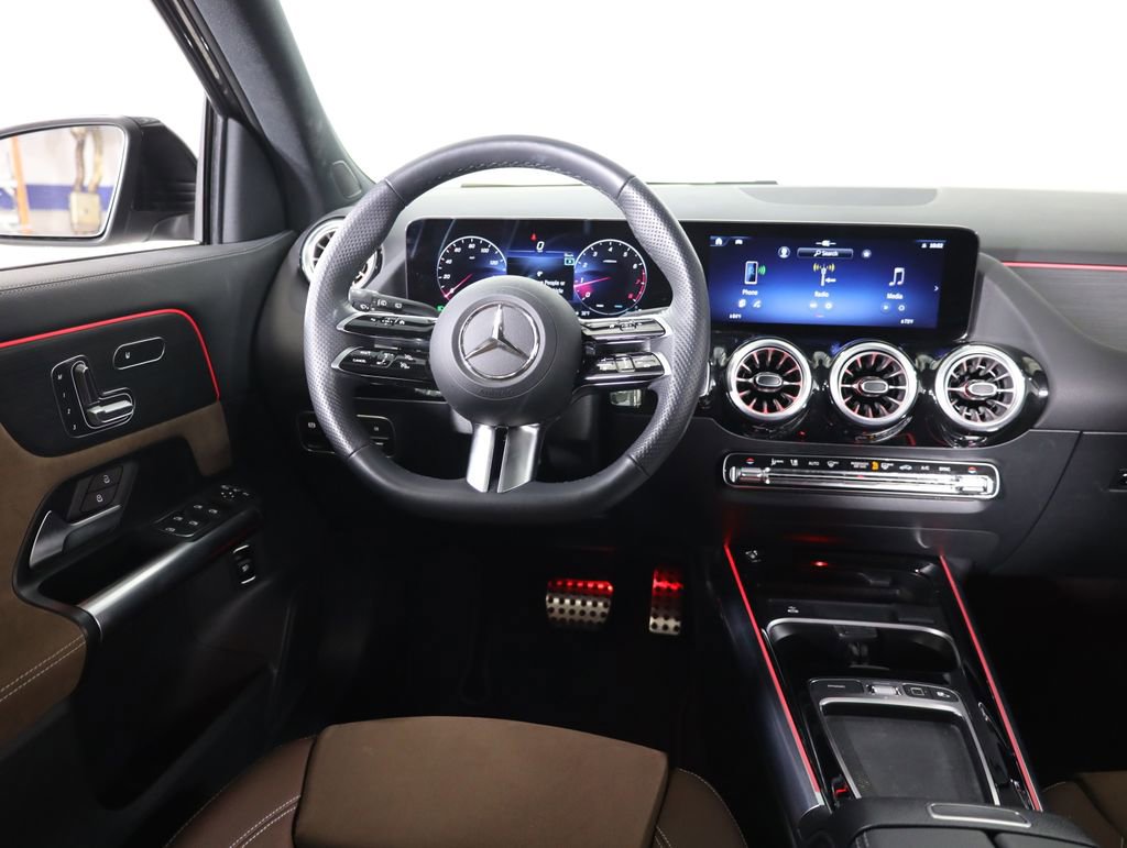 Used 2026 Mercedes-Benz GLA 250 4MATIC image 34