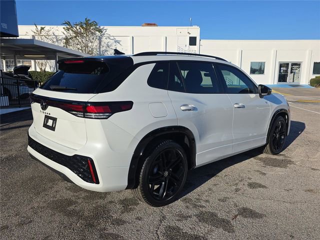 New 2026 Volkswagen Tiguan SE R-Line image 3