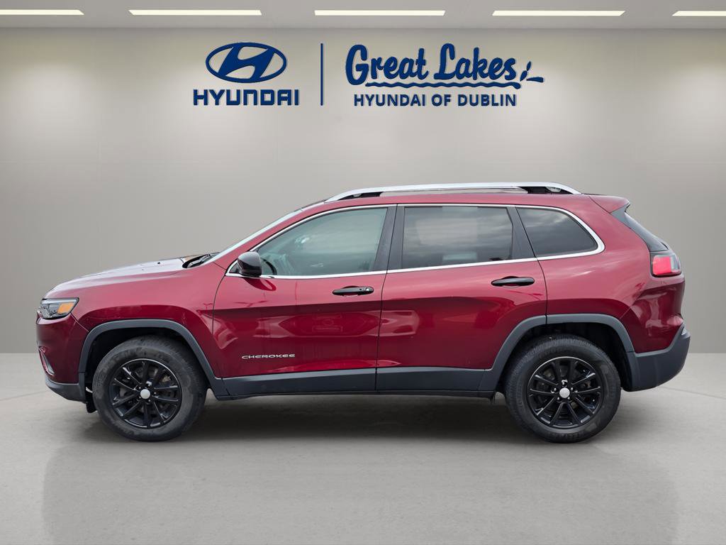 Used 2019 Jeep Cherokee Latitude Plus w/ Cold Weather Group image 2
