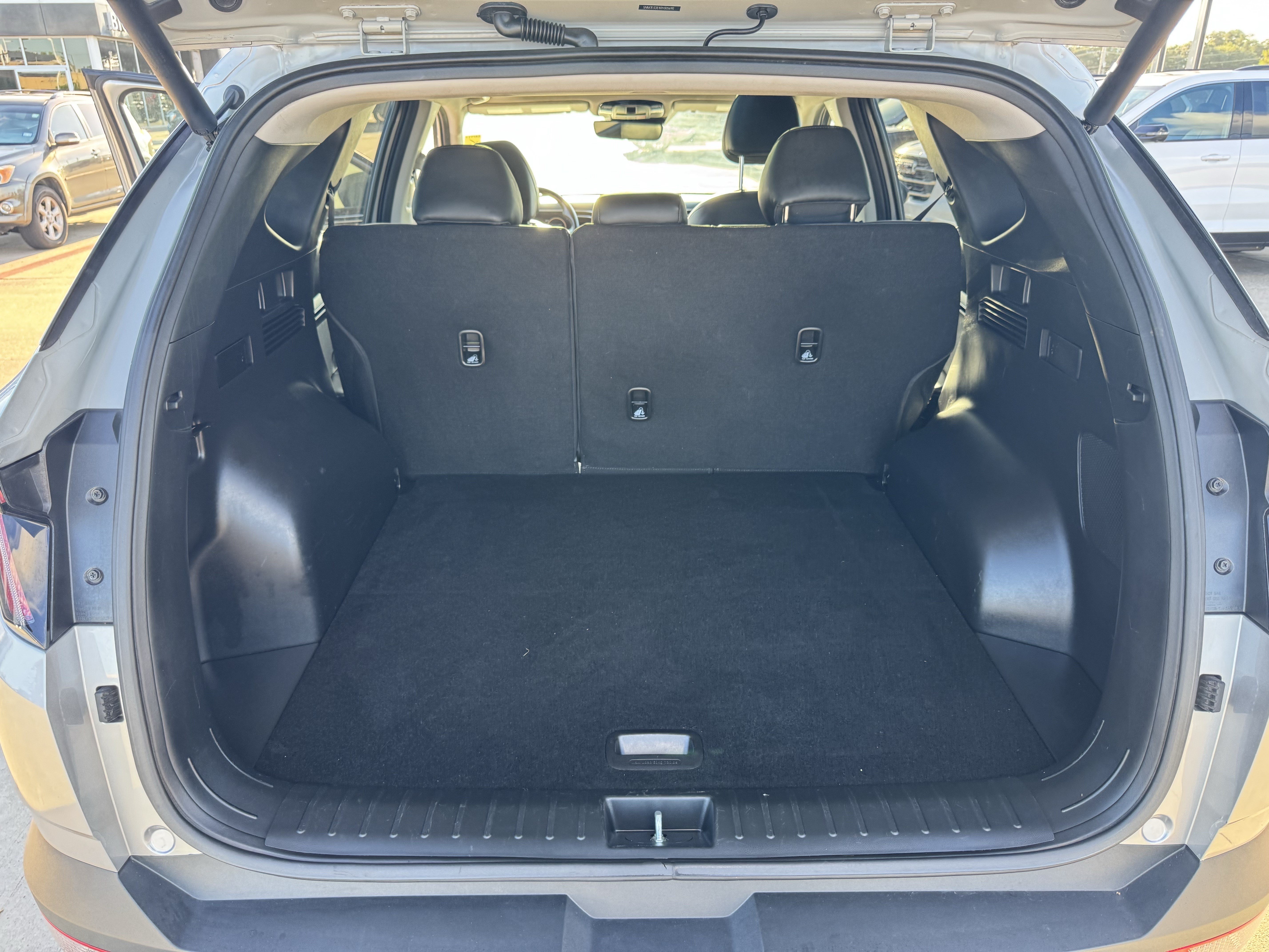 Used 2024 Hyundai Tucson Limited FWD image 27