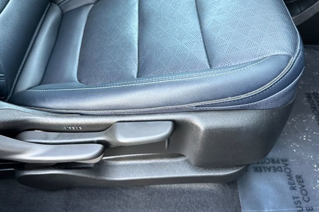 Used 2023 Chevrolet Bolt EUV Premier image 23