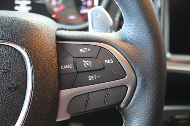 Used 2016 Dodge Challenger SRT Hellcat RWD image 14