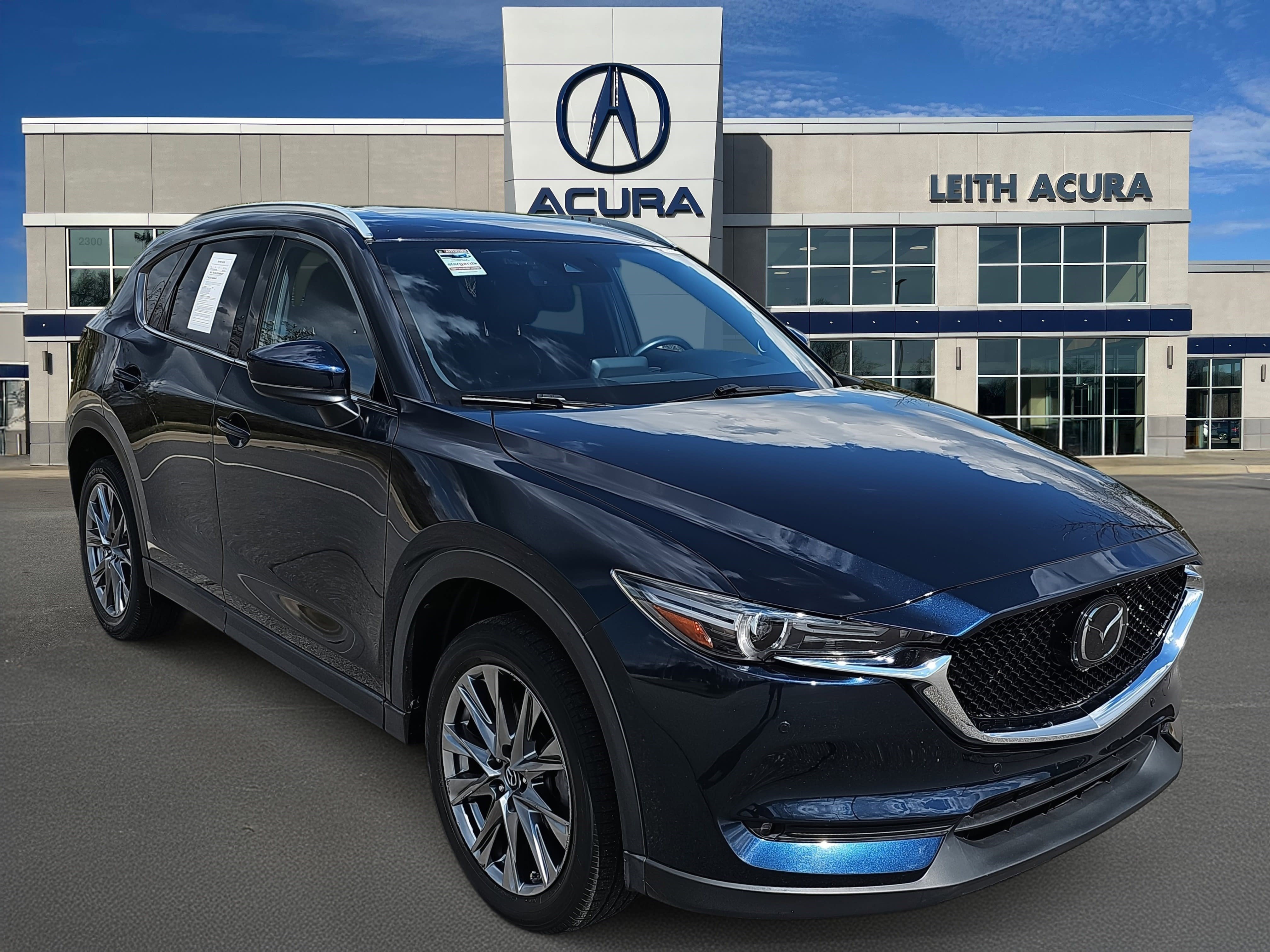 Used 2019 MAZDA CX-5 Signature image 1