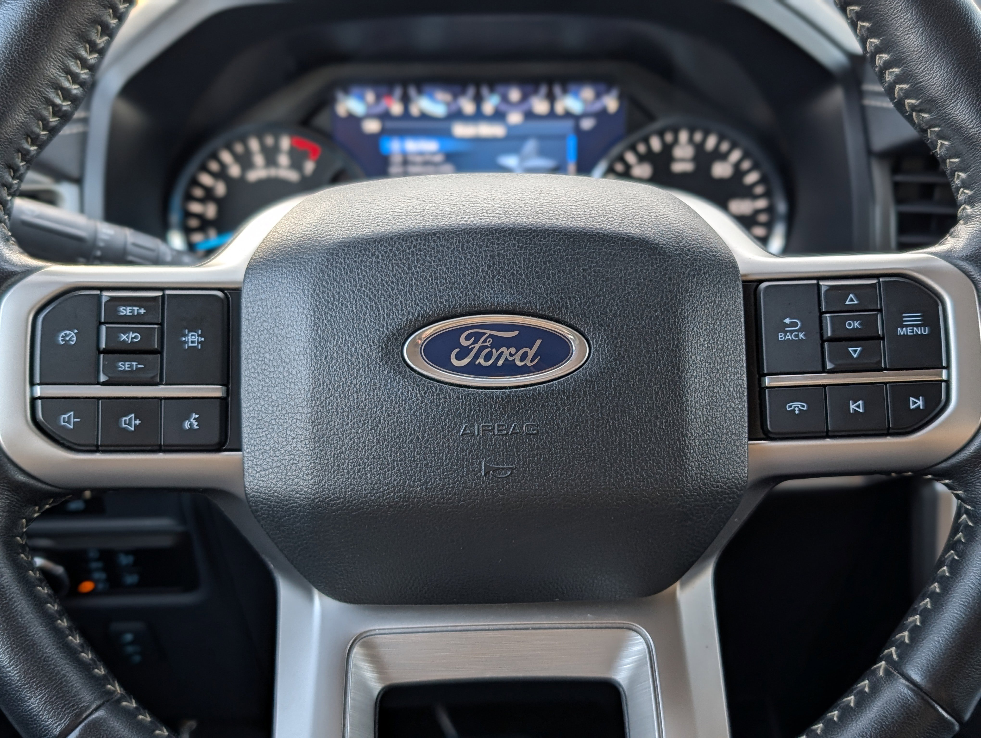 Used 2024 Ford Expedition Max XLT image 27