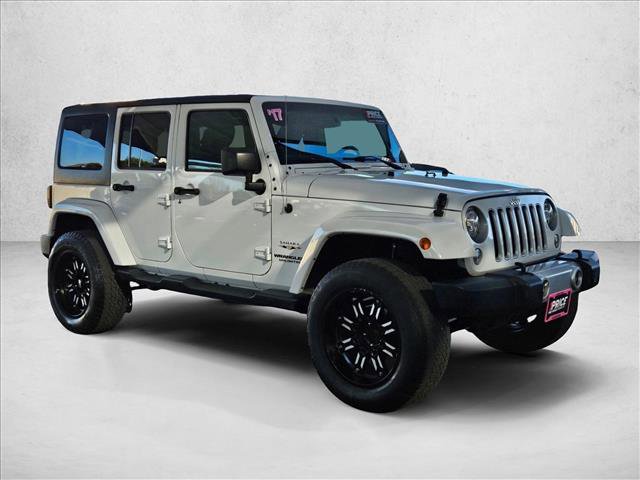 Used 2017 Jeep Wrangler Unlimited Sahara image 3