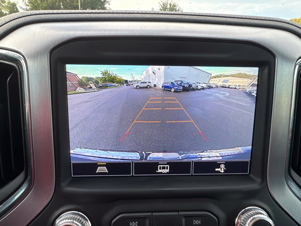 Used 2022 GMC Sierra 1500 SLT w/ SLT Premium Package AWD/4WD image 16