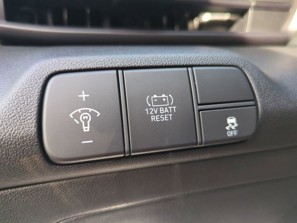 New 2026 Hyundai Elantra Sport image 25