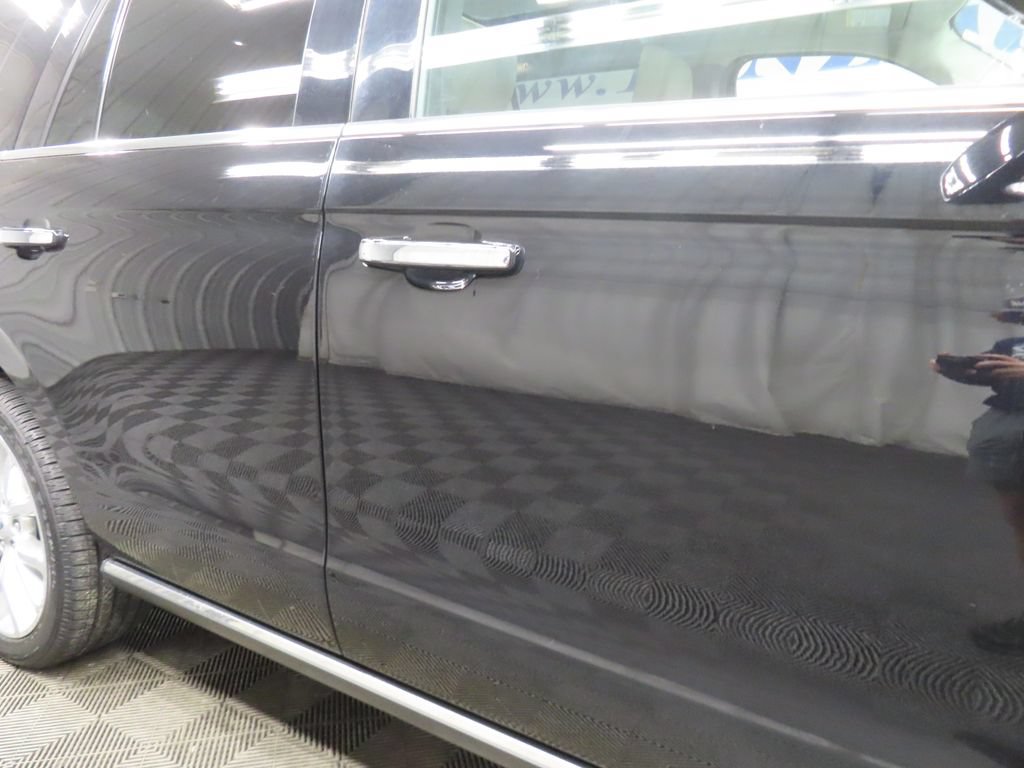 Used 2019 Ford Expedition Limited w/ Equipment Group 302A AWD/4WD image 31