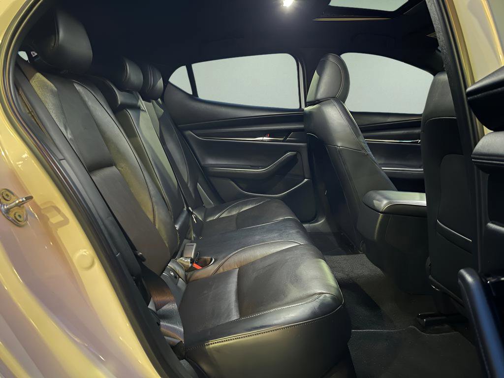 Used 2023 MAZDA MAZDA3 s image 25