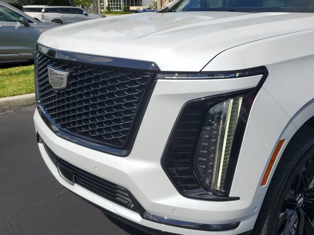 Certified 2026 Cadillac Escalade Platinum Sport w/ LPO, ONYX Package AWD/4WD image 10