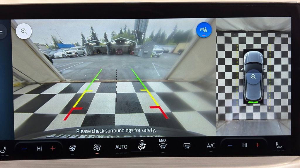 Used 2024 Ford Escape Platinum AWD/4WD image 39