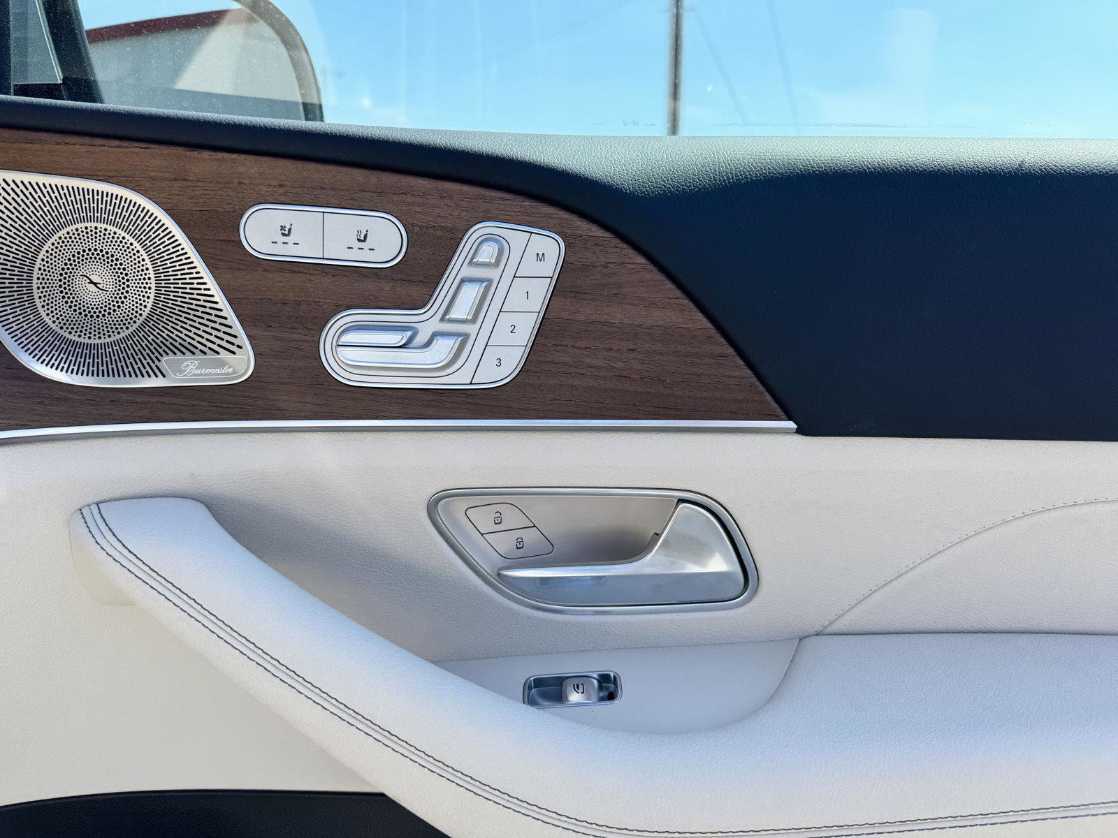 Certified 2026 Mercedes-Benz GLS 450 4MATIC image 31